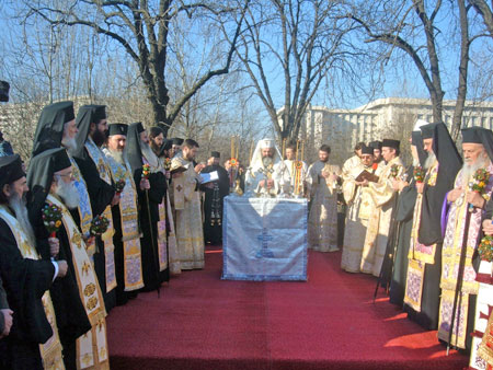 Prea Fericitul Patriarh Daniel a pus piatra de temelie la Catedrala Patriarhala