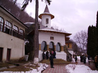 Biserica Manastirii Namaiesti