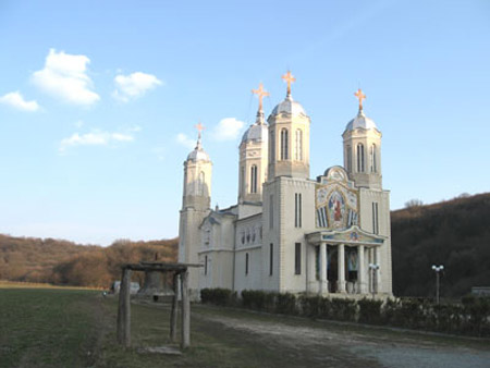 Manastirea Pestera Sfantului Apostol Andrei