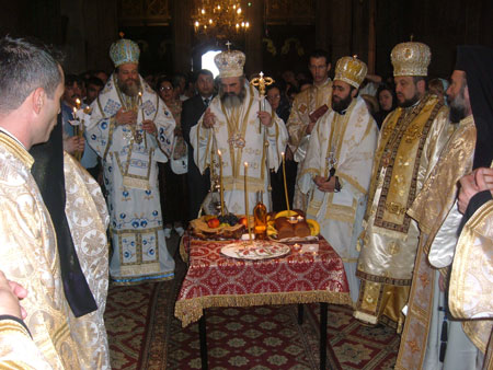 Slujba parastasului pentru Parintele nostru Patriarhul Teoctist