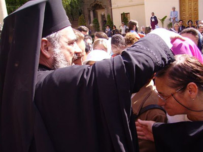 IPS Mitropolit Daniel, Patriarh ales al Bisericii Ortodoxe Romane, alaturi de credinciosi la Manastirea Antim
