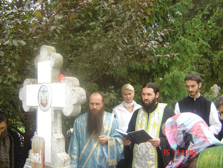 Parastas pentru Parintele Patriarh Teoctist si pentru Parintele Sofian