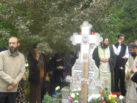 Parastas pentru Parintele Patriarh Teoctist si pentru Parintele Sofian