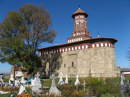 Biserica Alba - Biserica Sfantul Gheorghe - Baia