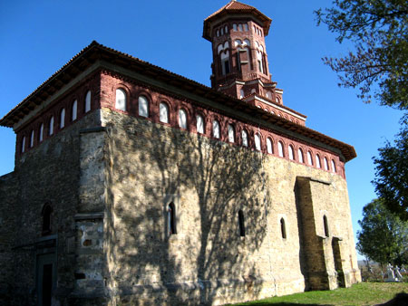 Biserica Alba - Biserica Sfantul Gheorghe - Baia