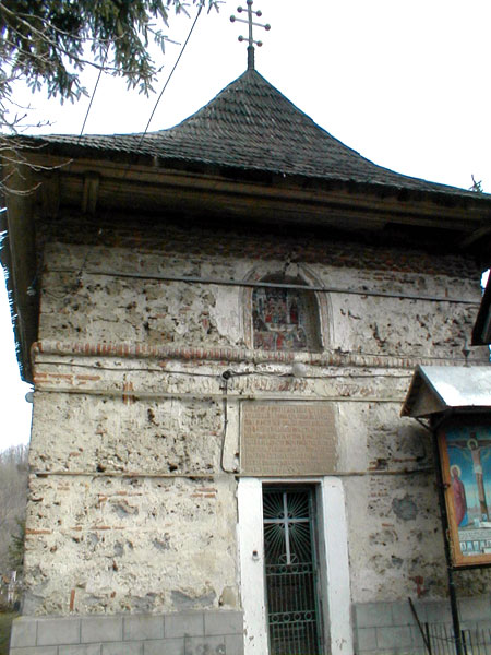 Biserica Peri