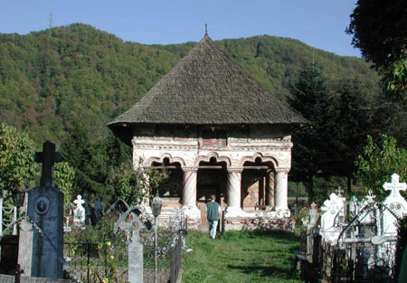 Biserica din Calinesti