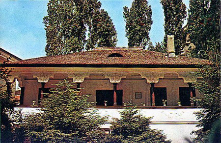 Casa memoriala Ion Luca Caragiale