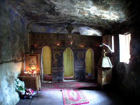 Manastirea Cetatuia Negru Voda - Meteora Romaniei