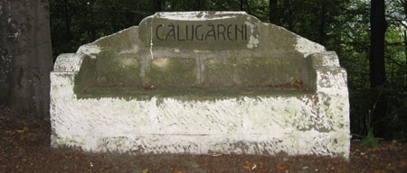 Manastirea Magura Ocnei - Monumentul Eroilor