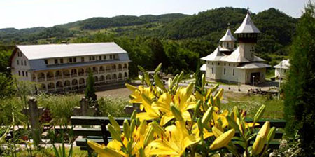 Manastirea Crisan - scurt istoric