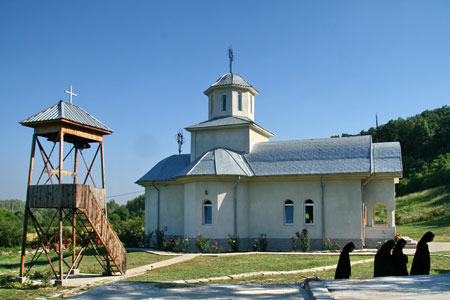 Manastirea Mainesti