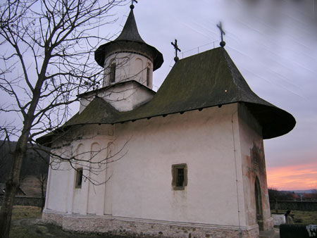 Biserica Patrauti