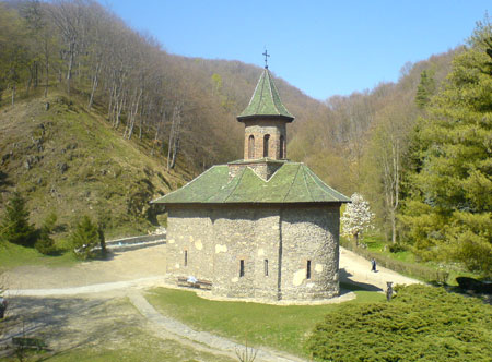 Pelerinaj la Manastirea Prislop