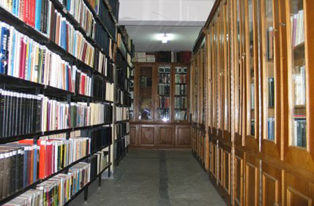 Manastirea Rohia - biblioteca manastirii