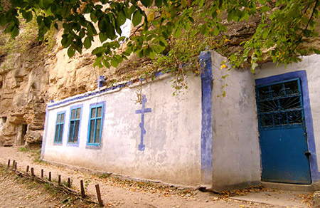 Manastirea Saharna