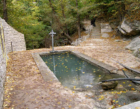 Manastirea Saharna