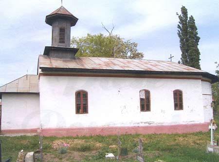 Biserica din Satul Fantana Doamnei 