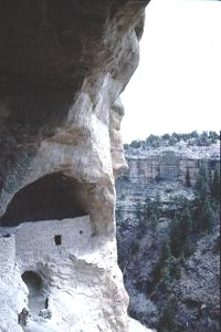 Manastirea rupestra Tipova