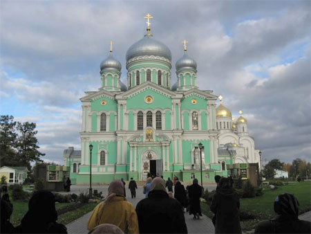 Lavra Sfanta Treime -Diveevo