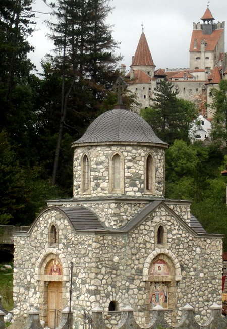 Capela din Bran - Inima Reginei Maria a Romaniei