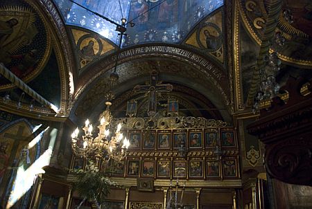 Biserica Sfantul Stefan - Cuibul cu Barza