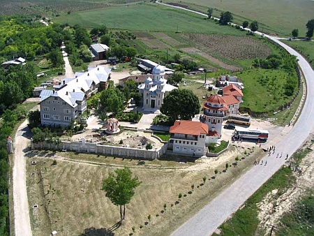Manastirea Dervent