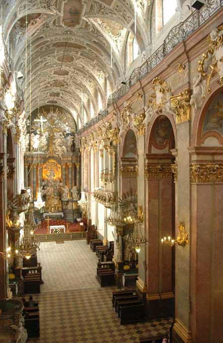 Manastirea Jasna Gora - Icoana Maicii Domnului