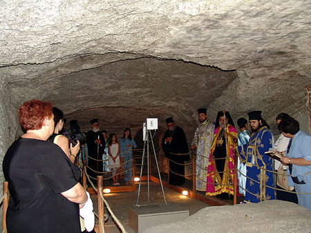 Catacombele din Milos