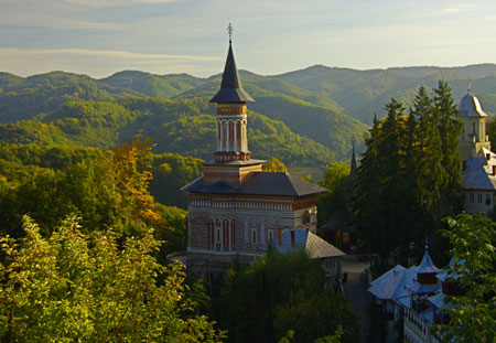 Manastirea Rohia - Manastirea Sfanta Ana