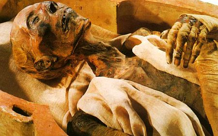 Trupuri neputrezite - Mumiile