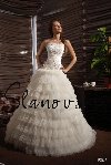 Vand rochie de mireasa Casa Slanovskiy Poza