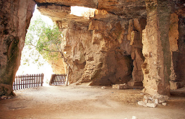 Catacombele Sfintei Solomonia