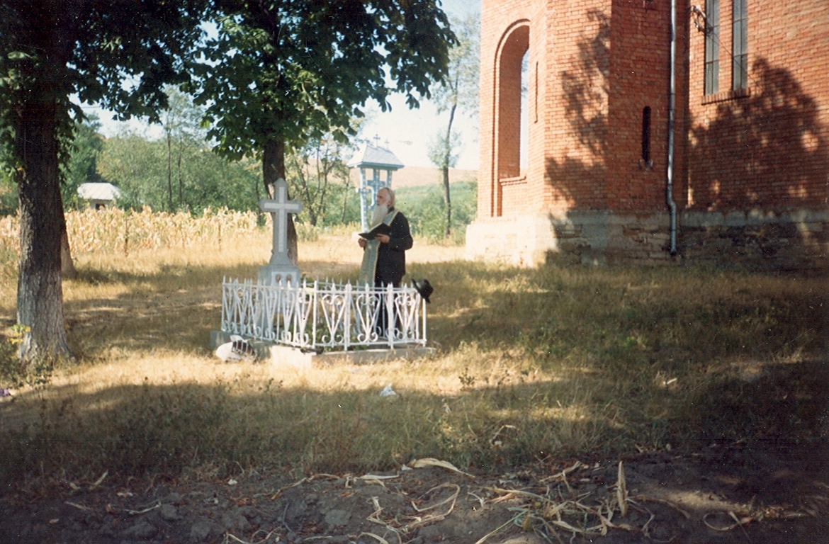Parintele Vasile Vasilache – fiu al satului Vutcani