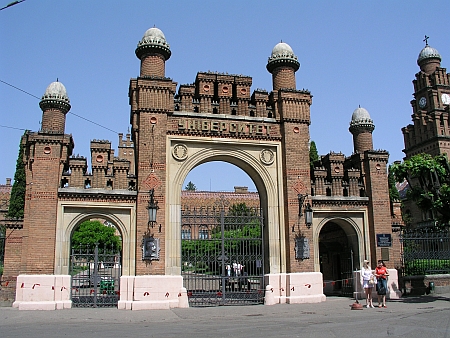 Universitatea din Cernauti