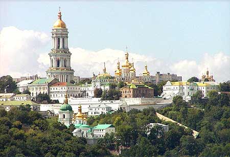 Lavra Poceaev - Pestera Sfantului Iov