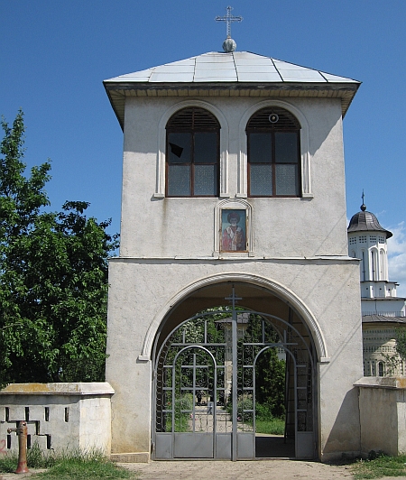 Biserica Aroneanu - Sfantul Nicolae