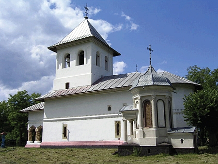 Biserica Adormirea Maicii Domnului din Vadeni