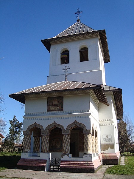 Biserica Adormirea Maicii Domnului din Vadeni