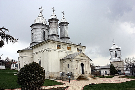 Manastirea Ratesti