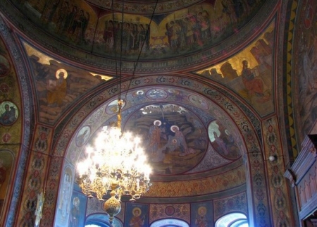 Biserica Sfantul Nicolae din Roznov