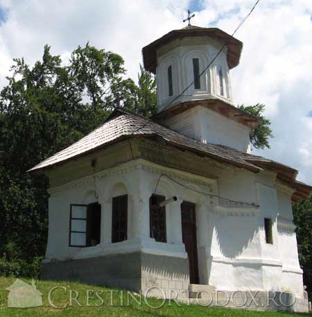 Schitul Papusa