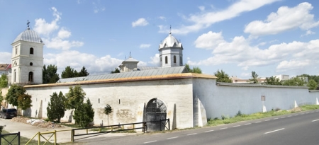Manastirea Slobozia - Sfintii Voievozi