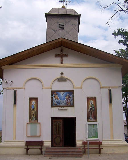 Biserica Sfanta Treime - Bobesti