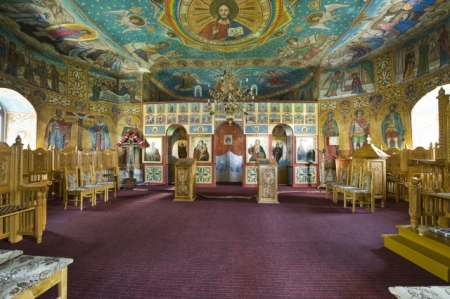 Biserica Sfanta Treime - Zurbaua