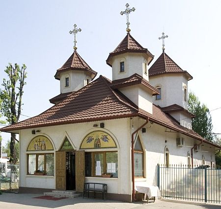 Biserica Sfantul Nicolae + Balta Alba