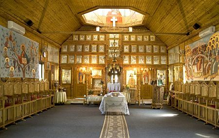 Biserica Sfantul Nicolae + Balta Alba