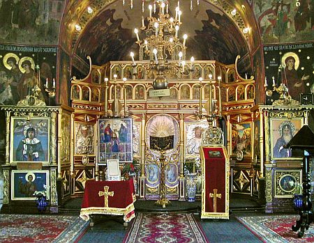 Biserica Adormirea Maicii Domnului - Dichiu