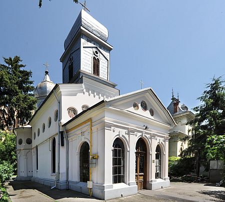Biserica Otetari - Sfintii Arhangheli Mihail si Gavriil