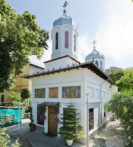 Biserica Adormirea Maicii Domnului - Pitar Mosu